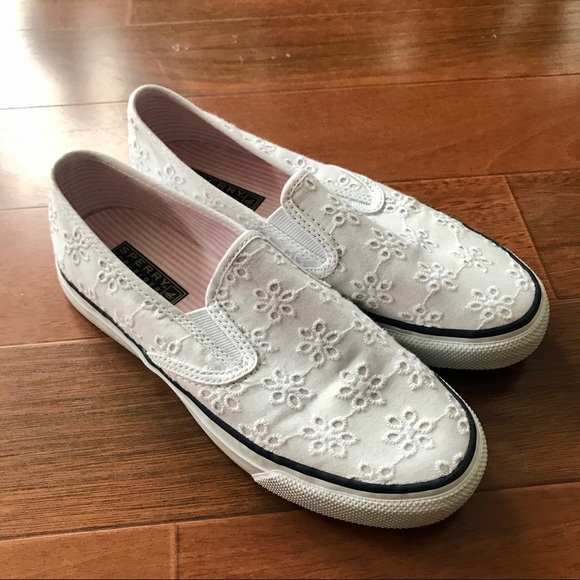 Sperry Shoes - ✨SALE✨Sperry Topsider White Eyelet Lace Slip On